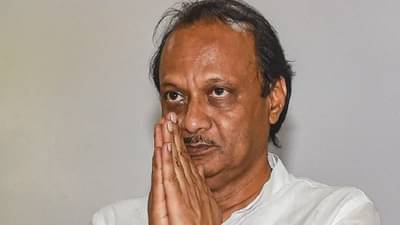 भाषण करता करता अजितदादा चुकले अन् म्हणाले…