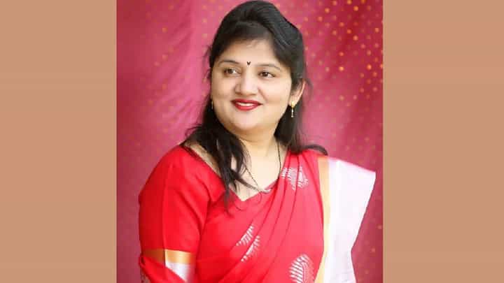 कुठल्याही अमिषाला बळी पडू नका, आपल्या बहिणीला साथ द्या; मतदानाच्या एक दिवसआधी शुभांगी पाटील यांचं आवाहन कुठल्याही अमिषाला बळी पडू नका, आपल्या बहिणीला साथ द्या; मतदानाच्या एक दिवसआधी शुभांगी पाटील यांचं आवाहन