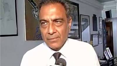 धनुष्यबाणावरील सुनावणीत ठाकरे गटाच्या वकिलांचा युक्तिवाद, महेश जेटमलानी यांनी काय सांगितलं?