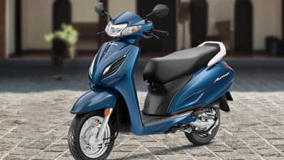 Activa 7G : एकदम कम पिता है! एका लिटरमध्ये ही स्कूटर धावणार 100 किमी, एन्जॉय करा होंडाची सफर