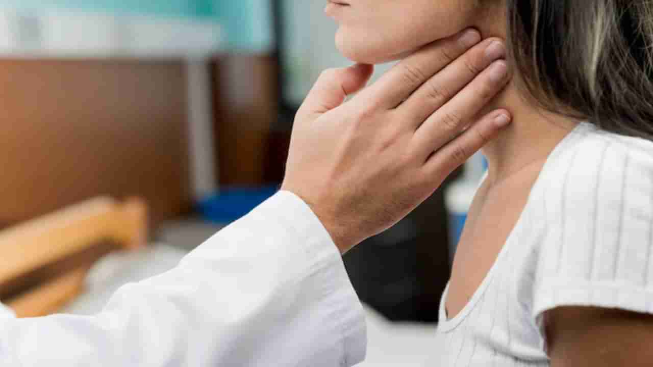 Tips to prevent thyroid: थायरॉईडमुळे वाढतात मानसिक समस्या, शरीरावर होतो घातक परिणाम