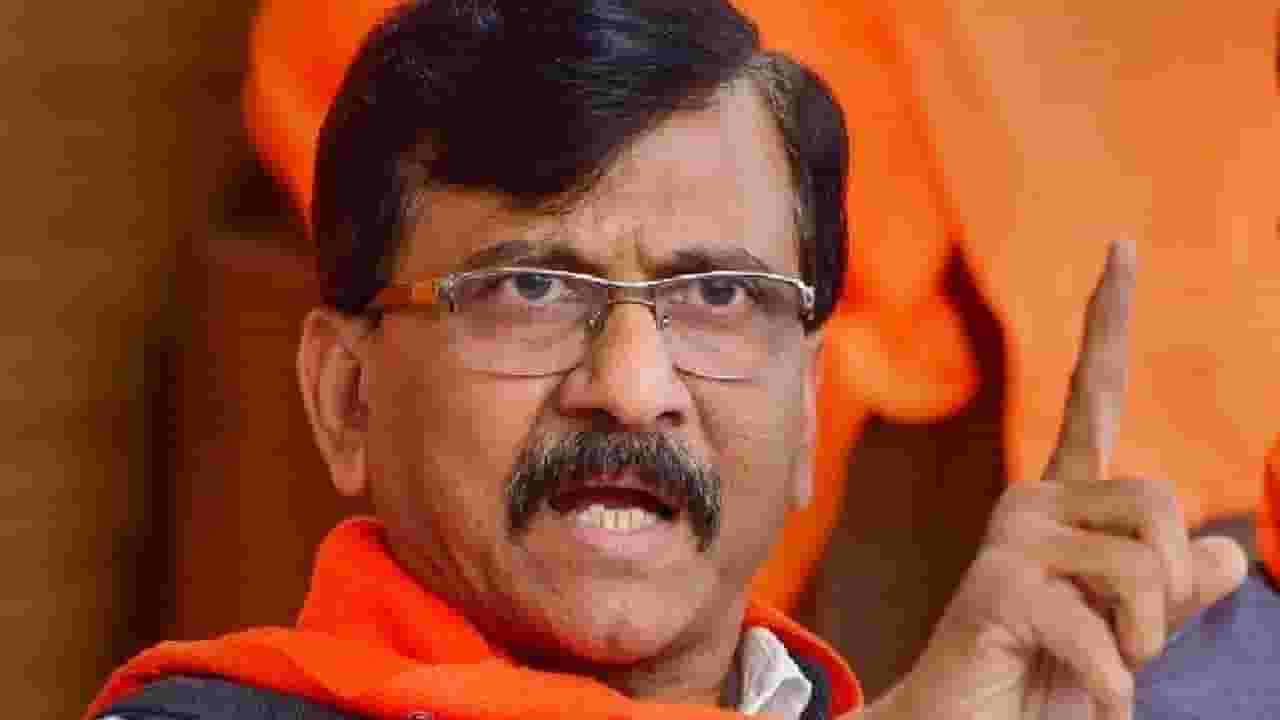 संजय राऊत म्हणताय, आमच्या हृदयावर कोरलेलं बाळासाहेब यांच चित्र अजरामर संजय राऊत म्हणताय, आमच्या हृदयावर कोरलेलं बाळासाहेब यांच चित्र अजरामर