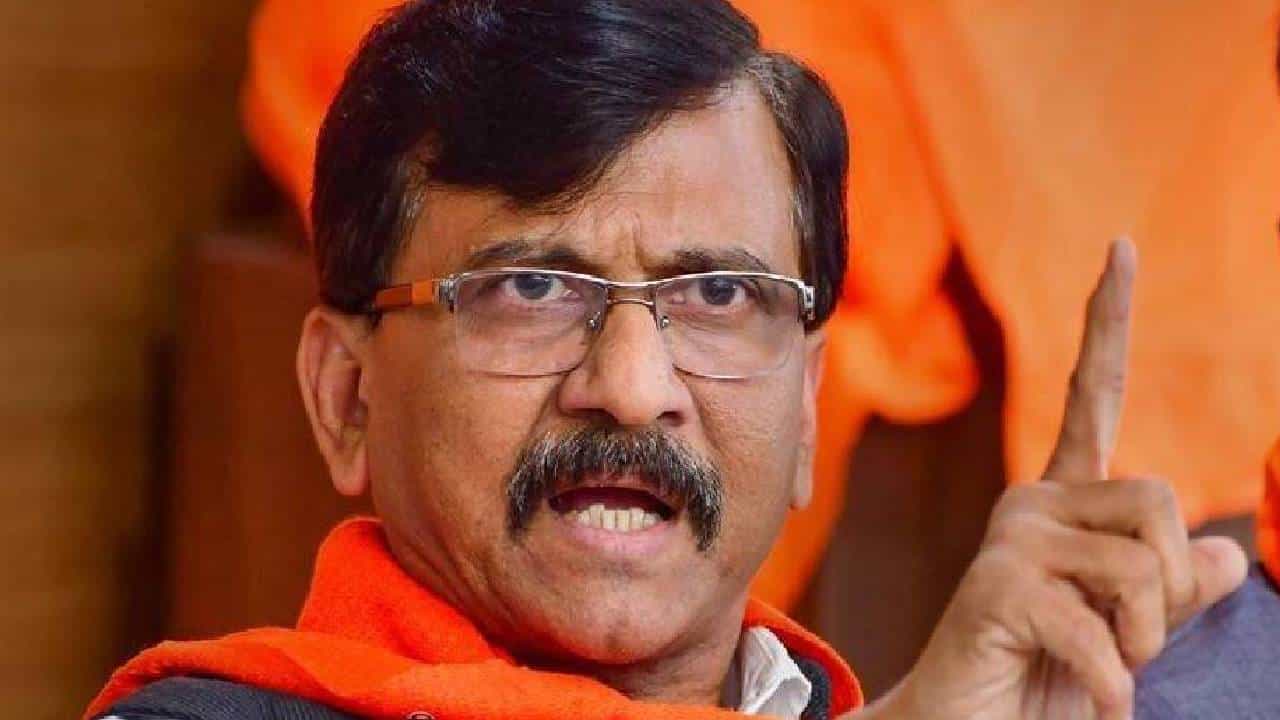 हिंदू जन आक्रोश मोर्चा नाही तर 'भाजप'चीच रॅली, संजय राऊत यांचा खोचक टोला हिंदू जन आक्रोश मोर्चा नाही तर 'भाजप'चीच रॅली, संजय राऊत यांचा खोचक टोला