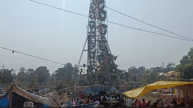 Bhandara : यात्रेतून साडे पाच लाखांची रक्कम सोन्याच्या दागिने चोरट्यांनी पळविले, घटनास्थळी दाखल झालेले पोलिस सुध्दा भांबावले, मग...