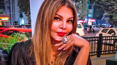 राखी सावंत हिने केले फोटो आणि व्हिडिओ व्हायरल, कोणी केला थेट आरोप?