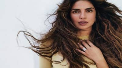 प्रियांका चोप्रा रचतेय विक्रमावर विक्रम; परदेशात हा सन्मान मिळवणारी पहिली भरतीय अभिनेत्री