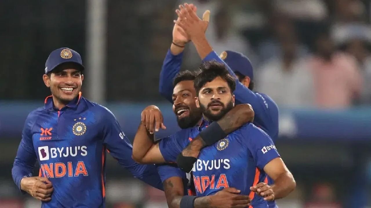 INDvsNZ, 2nd ODI : उमरान की शार्दुल, दुसऱ्या वनडेत कुणाला मिळणार संधी? कोचने सांगितलंच