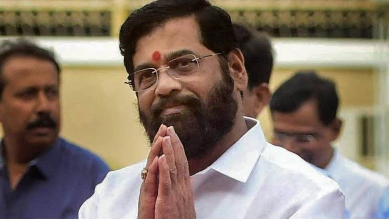 मुख्यमंत्री म्हणूनच नव्हे तर पक्षप्रमुख म्हणूनही एकनाथ शिंदे हेच हवेत; शिंदे गटाच्या नेत्याचं मोठं विधान मुख्यमंत्री म्हणूनच नव्हे तर पक्षप्रमुख म्हणूनही एकनाथ शिंदे हेच हवेत; शिंदे गटाच्या नेत्याचं मोठं विधान