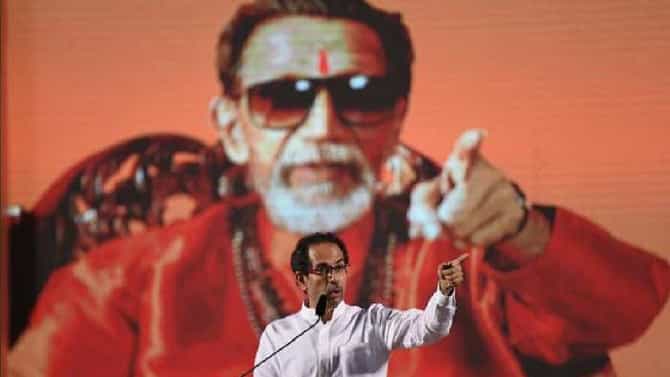 बाळासाहेब ठाकरेंच्या जन्मदिनीच उद्धव ठाकरेंच्या पदावर मोठं संकट, दिल्लीत काय घडणार?