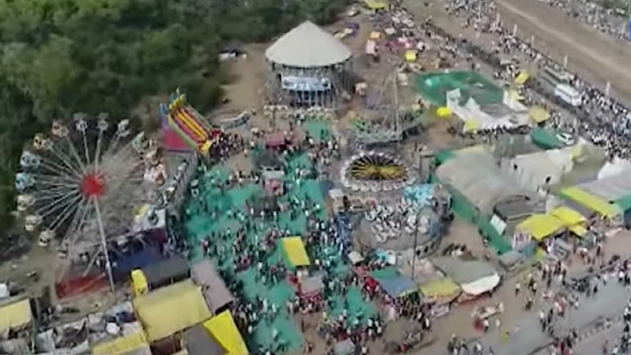 विदर्भातील बहिरम यात्रेत भाविकांची रेकॉर्ड ब्रेक गर्दी, बघा ड्रोननं टिपलेली भन्नाट दृश्य