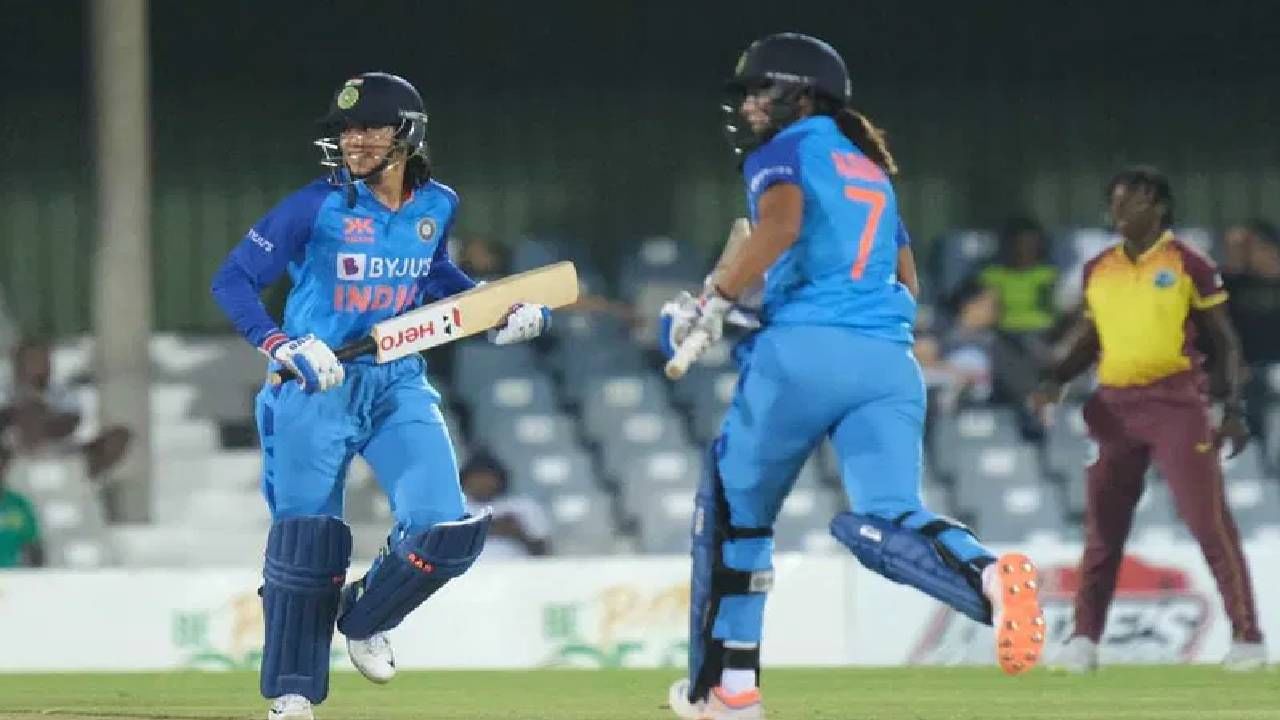 IND vs WI T20 - स्मृती मांधना-हरमनप्रीतने वेस्ट इंडिजला लय धुतलं, 4 वर्षापूर्वीची स्टोरी रिपीट