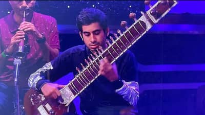 सा रे ग म प लिटिल चॅम्प्स 9च्या फिनालेमध्ये राजू श्रीवास्तवच्या मुलाचीच चर्चा; टॅलेंट पाहून भारावले प्रेक्षक