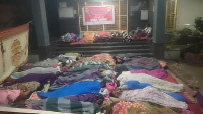 कोरोनाच्या काळात काम करून घेतलं, पैसे द्यायला लाज वाटत नाही का? आशा सेविकांचा सरकारला सवाल?