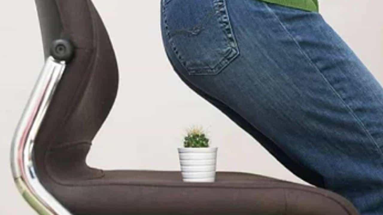 या 5 प्रकारच्या पदार्थांच्या सेवनाने वाढतो मूळव्याधाचा त्रास! येऊ शकते रक्त...