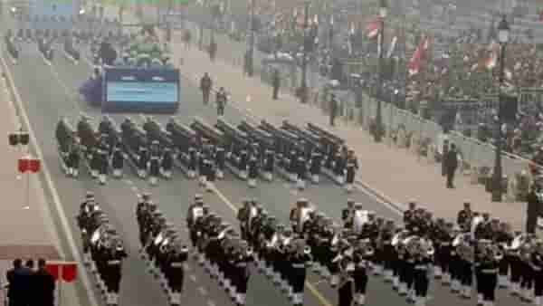 Republic Day : दिल्लीतील कर्तव्यपथावरील संचलनात ‘नारीशक्ती’चं दर्शन, बघा व्हिडीओ