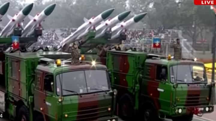 Republic Day : कर्तव्यपथावर झळकली भारताच्या सामरिक ताकद Republic Day : कर्तव्यपथावर झळकली भारताच्या सामरिक ताकद