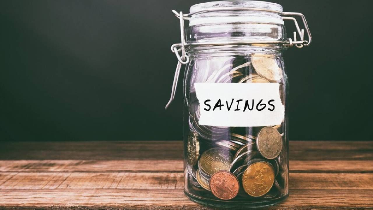 Tax on Savings : बचत खात्यावर किती द्यावा लागतो कर? जाणून घ्या नियम