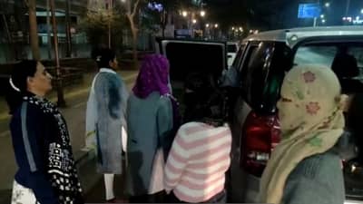 उच्चभ्रू वसाहतीतच थाटला होता वेश्या व्यवसाय, संशयितांनी लढवलेली शक्कल पाहून पोलीस पथकही चक्रावले, असं काय घडलं ?