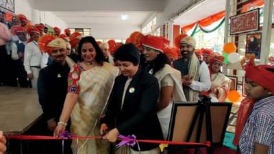 आदिवासी विकास विभागाचा आदिहाट उपक्रम आहे तरी काय? लाखों रुपये खर्च करून सुरू केलेले आदिहाट उपक्रमाची जोरदार चर्चा