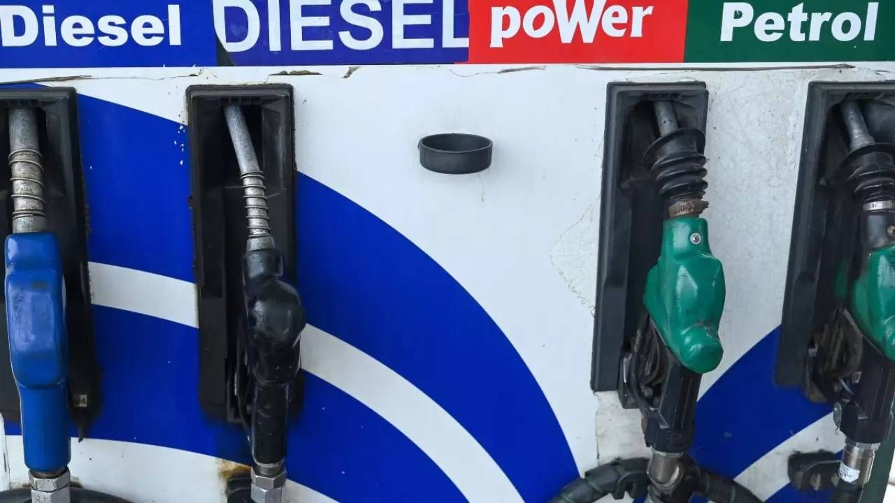 Petrol-Diesel Price : पेट्रोल-डिझेल होणार स्वस्त? काय आहे खुशखबर, तुमच्या शहरात 1 लिटरचा भाव काय