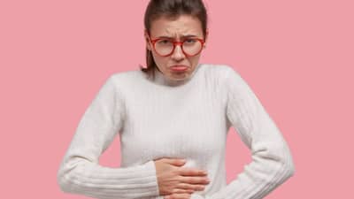 फ्लास्‍कमध्ये भरा हे गरमागरम पेय, पिताच कमी होईल गॅसेसचा त्रास; जाणून घ्या तज्ज्ञांचा सल्ला