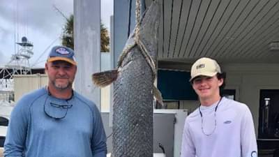 माशाचे वजन 70 किलो, लांबी 7 फूट!