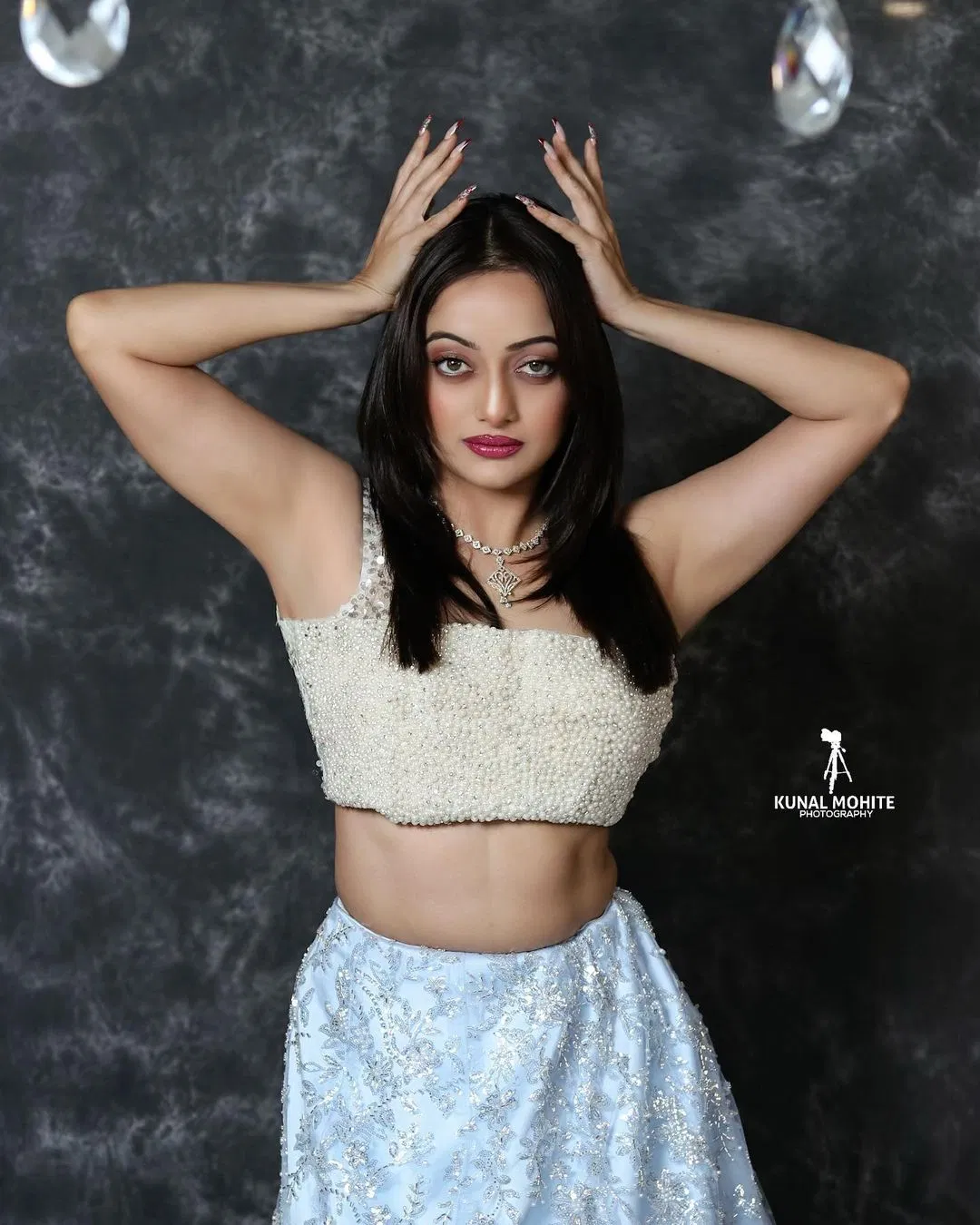 Mansi Naik Sex - Manasi Naik : à¤®à¤¾à¤¨à¤¸à¥€ à¤«à¤¿à¤—à¤° à¤¦à¤¾à¤–à¤µà¤¤ à¤®à¥à¤¹à¤£à¤¾à¤²à¥€, à¤¬à¤‚à¤¦à¤¾ à¤—à¥à¤°à¥‡à¤Ÿ à¤ªà¤° à¤®à¤¿à¤²à¤¾ à¤²à¥‡à¤Ÿ â€“ TV9  Marathi | Lavani Queen Marathi Actress Manasi Naik Hot Look Photo Viral  Au132