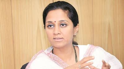 रविंद्र धंगेकर यांच्या विजयाबद्दल बोलताना सुप्रिया सुळे म्हणाल्या, ‘मराठी माणूस विकला जात नाही तर…’