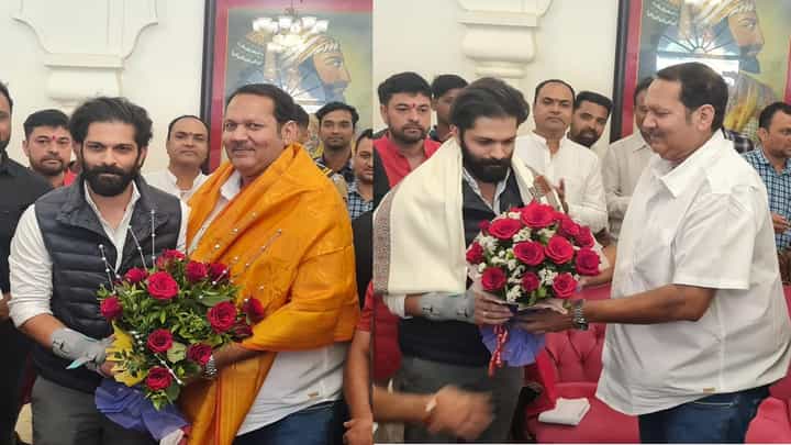 अमित घरी आला, मुलगा घरी आल्यासारखं वाटलं; अमित ठाकरे भेटल्यानं उदयनराजे भारावले अमित घरी आला, मुलगा घरी आल्यासारखं वाटलं; अमित ठाकरे भेटल्यानं उदयनराजे भारावले