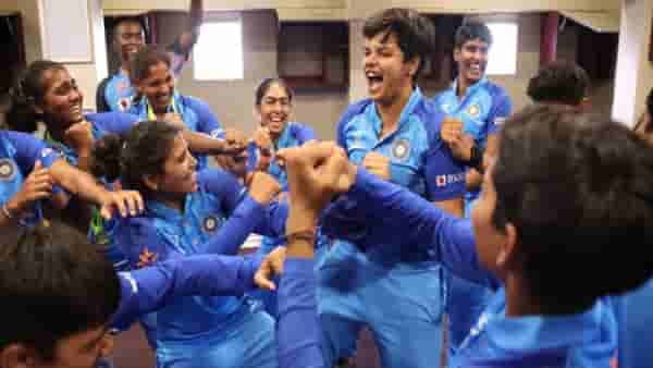 297 रन्स, 11 विकेट आणि वर्ल्ड चॅम्पियन, टीम इंडियाच्या वर्ल्ड कप विजयाच्या या 4 स्टार