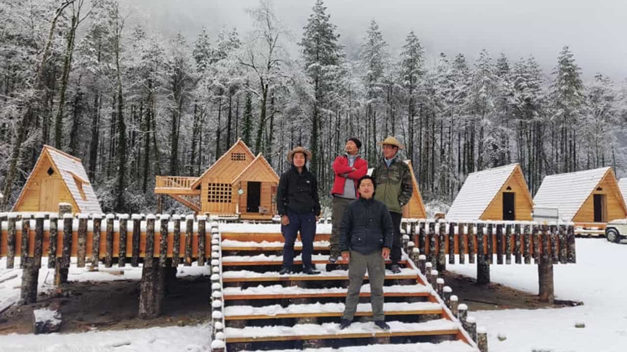 स्विर्त्झंलँड फिकं पडावं असं निसर्गरम्य आहे हे ठीकाण, मंत्र्याने टाकले फोटो ट्वीटरवर