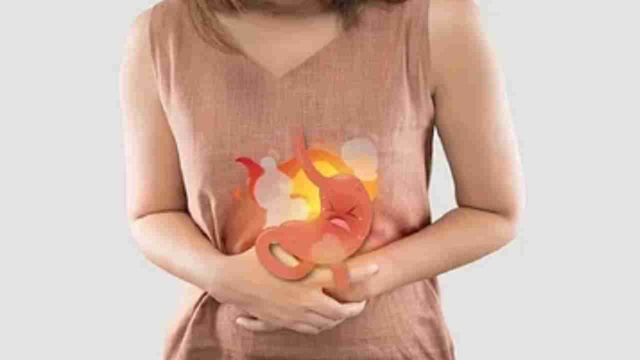 Acidity Problems : ॲसिडिटीमुळे का सुरू होते डोकेदुखी ? जाणून घ्या कारण