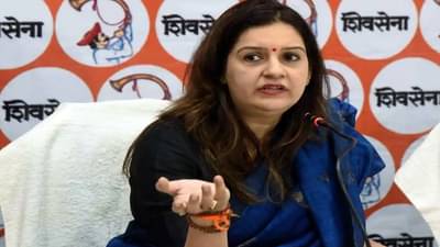 शिंदे-फडणवीस सरकार हे ‘चार दिन की चांदणी’, प्रियंका चतुर्वेदी यांनी डिवचले