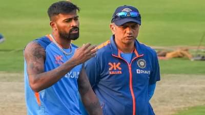 IND vs NZ T20 Match : काळा पीच लाल का केला? रातोरात बदल, टीम इंडिया घाबरली का?