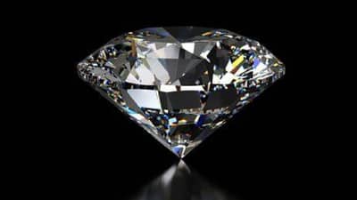 हिरा चाटल्याने माणसाचा मृत्यू होतो का? काय आहे सत्य?