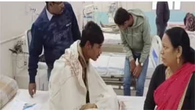 परीक्षा केंद्रात 500 मुलींना पाहून घाम फुटला, चक्कर आली, आणि मग...