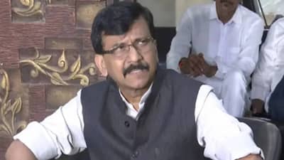 अदानी समूहाच्या घोटाळ्यात भाजपचा हात; संजय राऊत यांचा थेट आणि गंभीर आरोप