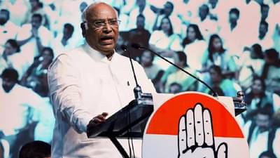 दिल्लीत विरोधी पक्षाची बैठक, अर्थसंकल्पावर चर्चा, पाहा…