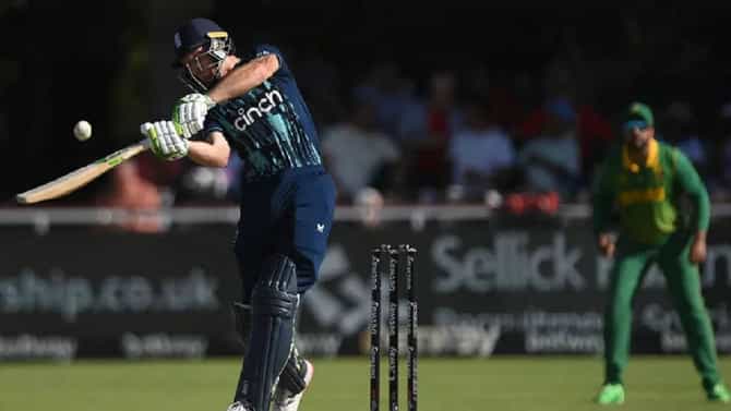 Shubman Gill : 13 SIX, 13 Four, 346 धावा ठोकल्या, शुभमन गिलच्या आधी 2 बॅट्समननी जाम धुतलं
