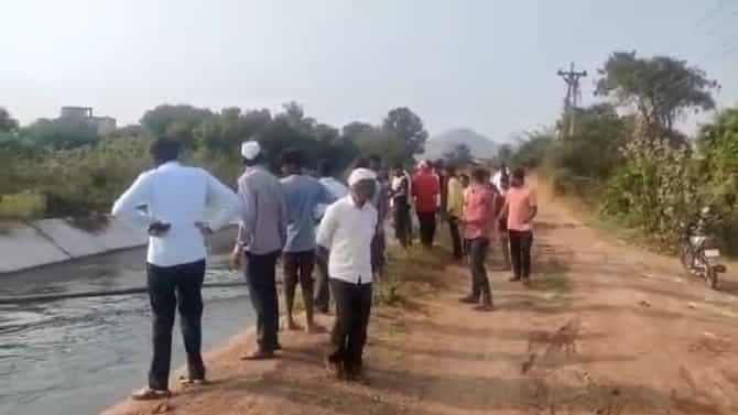 Pune Child Death : मित्रासोबत कालव्याजवळ खेळत होता चिमुकला, अचानक पाय घसरला अन्...