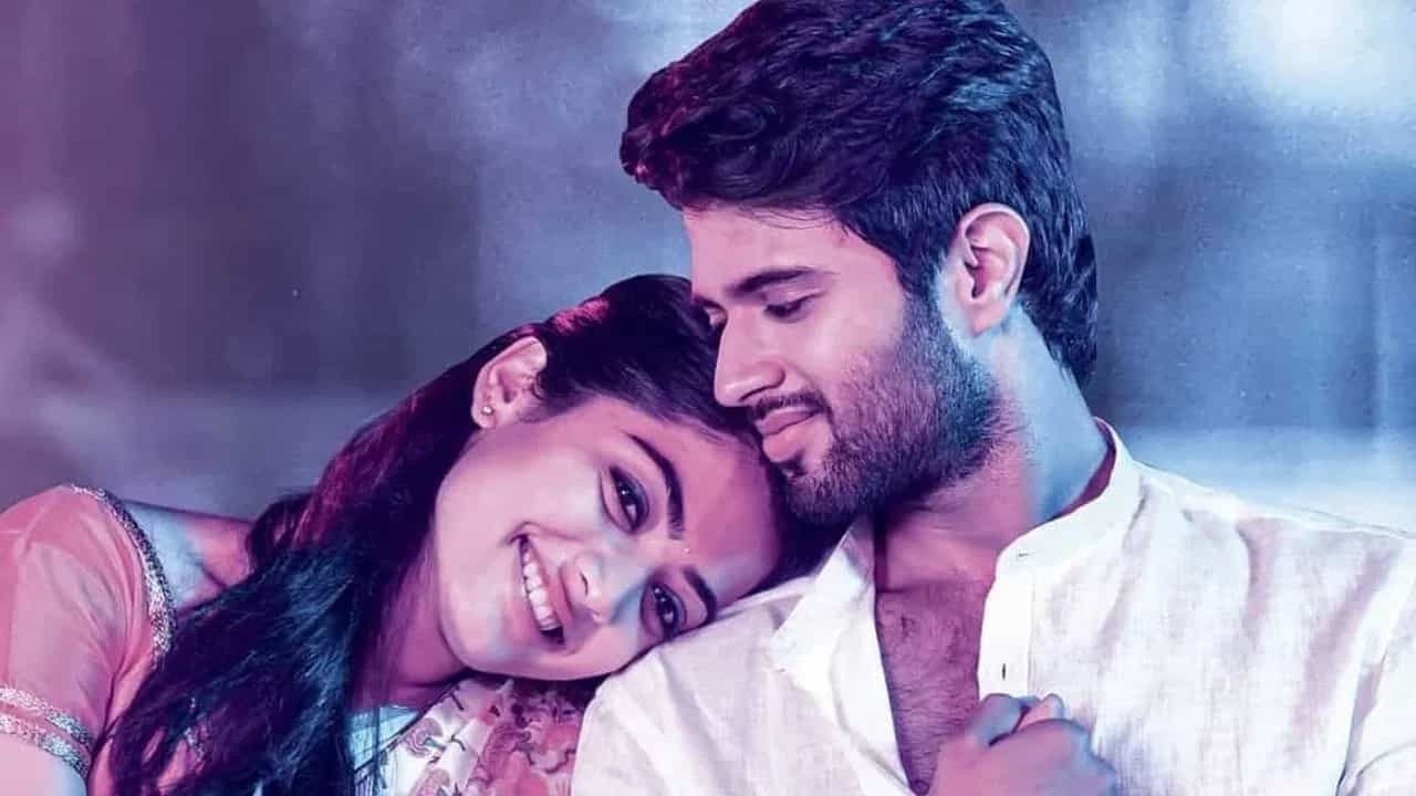 Vijay Deverakonda सोबत डेटिंगच्या चर्चा रंगत असताना रश्मिका हिने कोणाला केलं प्रपोज? व्हिडीओ व्हायरल