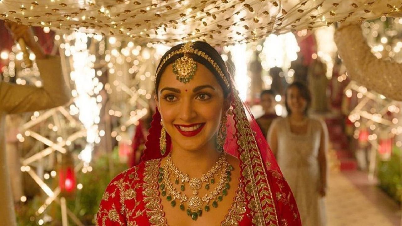 Kiara Advani हिने फक्त सिद्धार्थ मल्होत्रालाच 'या' सेलिब्रिटींना देखील केलय डेट