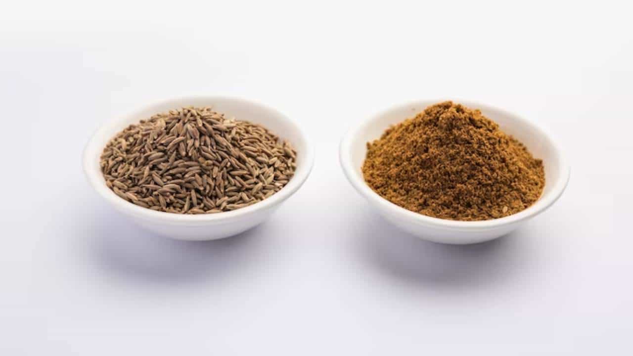 गुणांची खाण आहे स्वयंपाकघरातील हा पदार्थ, मधुमेहासह अनेक समस्यांवर ठरतो गुणकारी; तुम्हीही करता का त्याचे सेवन?