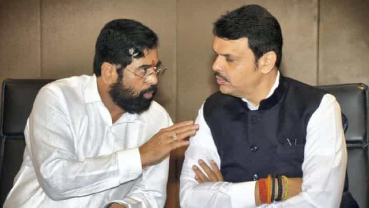 आधी तो निर्णय, मग मंत्रीमंडळ विस्तार, शिंदे गटाबाबत भाजपची सावध भूमिका आधी तो निर्णय, मग मंत्रीमंडळ विस्तार, शिंदे गटाबाबत भाजपची सावध भूमिका
