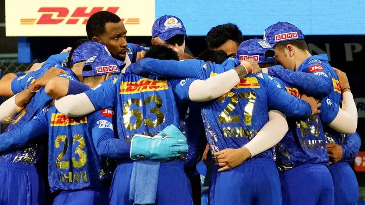 IPL 2023 : मुंबईला आयपीएलची पहिली ट्रॉफी जिंकून देणाऱ्या स्टार खेळाडूची निवृत्ती