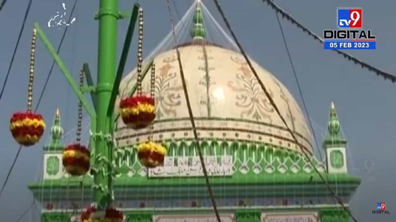 हाजी मलंग दर्ग्यावर ठाकरे गट विरूद्ध शिंदे गट सामना, मजारवर तगडा पोलीस बंदोबस्त