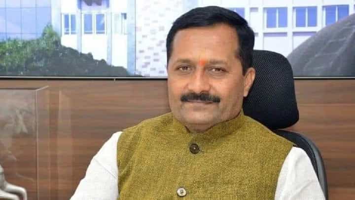 मोठ्या शक्तीप्रदर्शनानंतर हेमंत रासनेंचा उमेदवारी अर्ज दाखल; पाहा... मोठ्या शक्तीप्रदर्शनानंतर हेमंत रासनेंचा उमेदवारी अर्ज दाखल; पाहा...