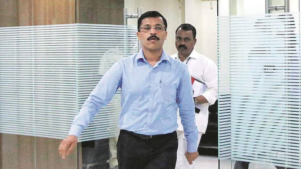 नाशिककरांना अचानक तुकाराम मुंडे यांची आठवण, तुकाराम मुंडे यांची आठवण येण्याचं कारण काय? नाशिककरांना अचानक तुकाराम मुंडे यांची आठवण, तुकाराम मुंडे यांची आठवण येण्याचं कारण काय?