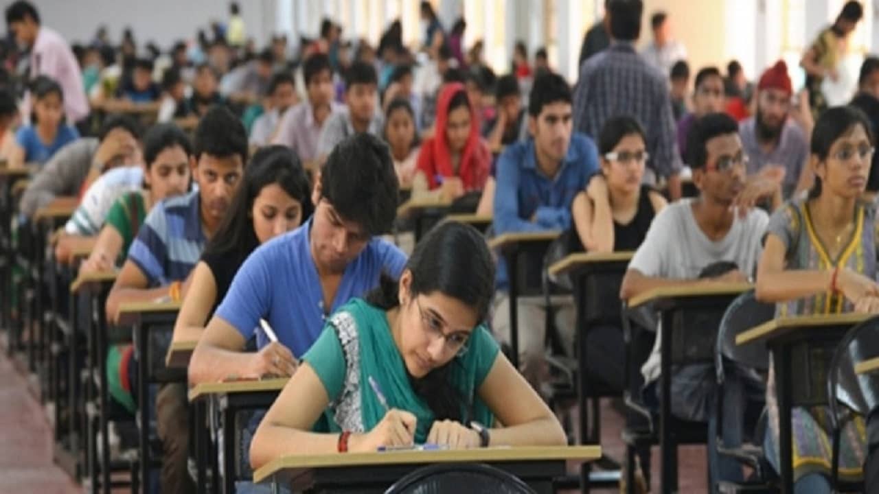 SSC Exam 2023 : दहावी-बारावीच्या विद्यार्थ्यांसाठी सर्वात मोठी बातमी, राज्य सरकारचा दिलासादायक निर्णय