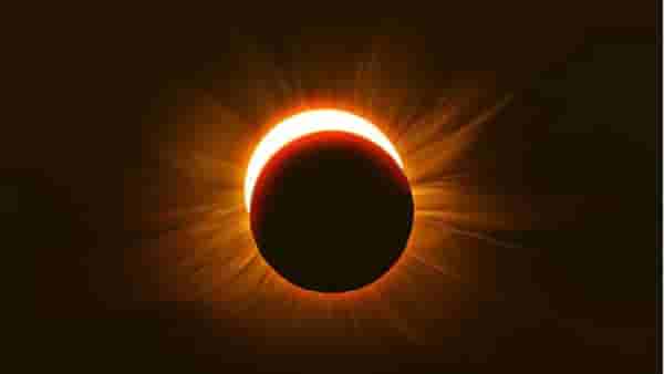 Solar Eclipse 2023 : 30 दिवसानंतर लागणार वर्षातले पहिले सूर्य ग्रहण, कोणत्या राशींना देणार शुभ परिणाम?
